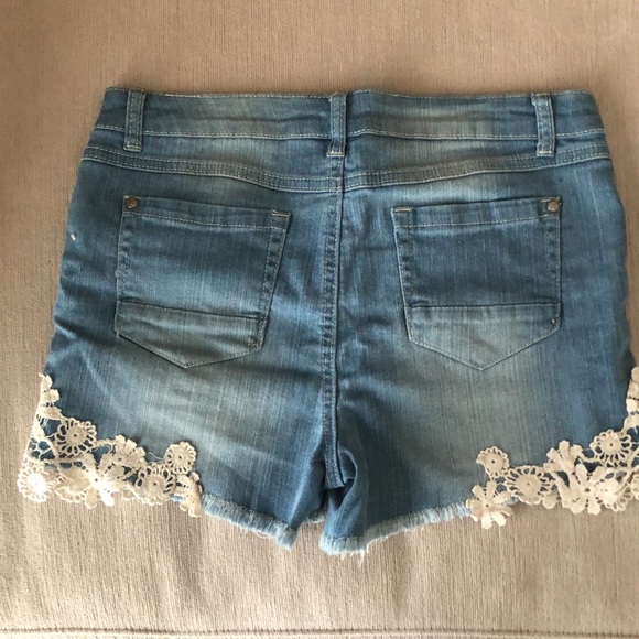 Jean shorts - Picture 2 of 4